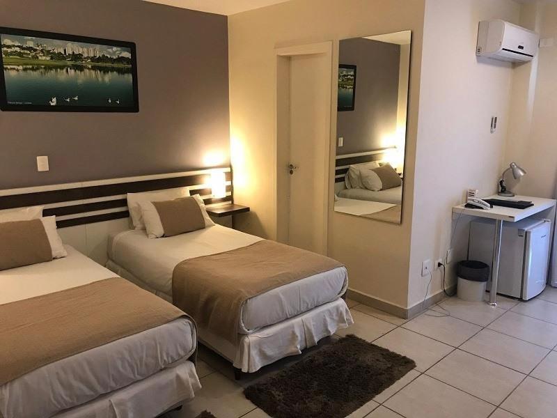 Hotel Bristol Portal Do Iguacu Curitiba Aeroporto Esterno foto